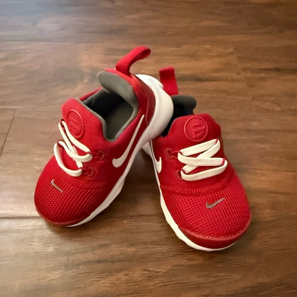 Nike Presto Fly Baby & Toddler Red and White Sneakers-Size 5C - Picture 11 of 11